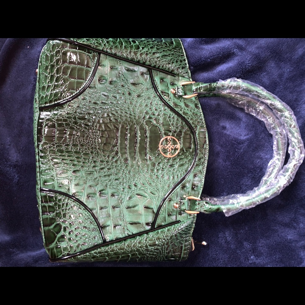 Stauer hand bag (with shoulder strap)